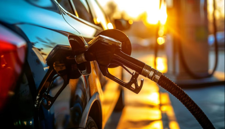 YPF aumentó los precios tras una baja: suba leve, pero significativa