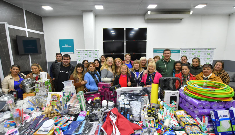 "Quieren vender, arreglar, aprender": talleres gratuitos se renuevan con equipamiento clave