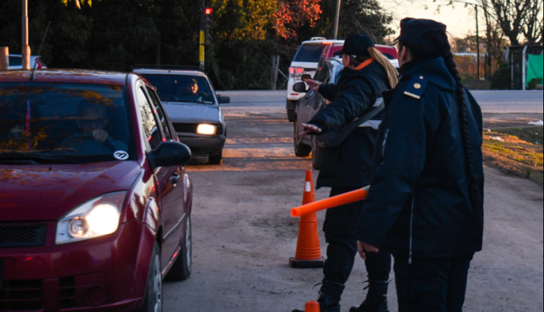 Controles vehiculares en Alejandro Korn: más presencia policial en las calles