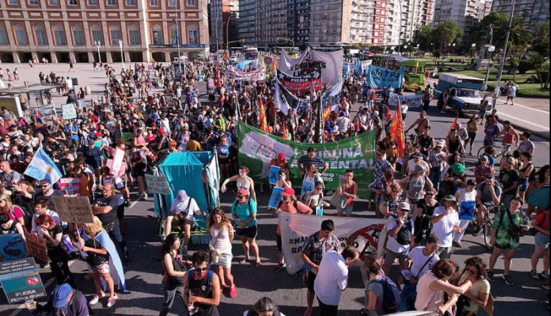 Ambientalistas e indígenas opuestos al extractivismo están en la mira del Gobierno argentino según Plan de Inteligencia Nacional