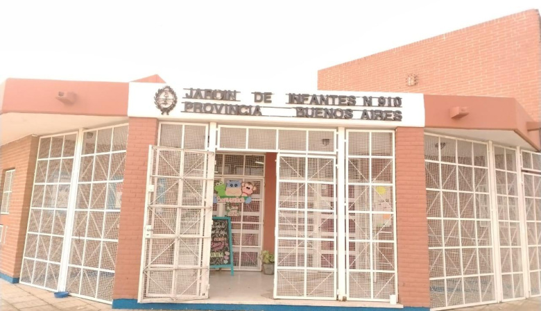 Pintaron el Jardín 910 y renovaron su patio de juegos
