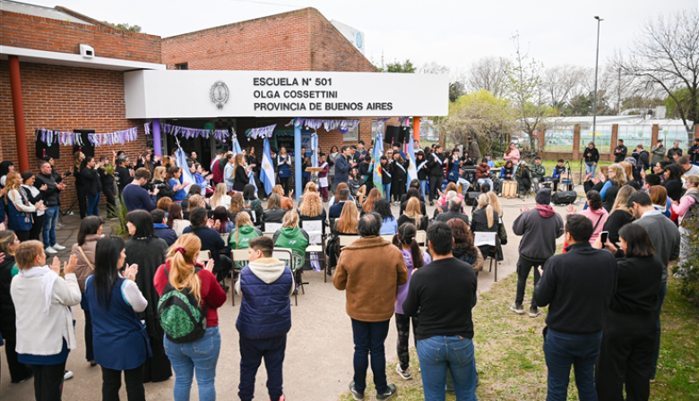 Una escuela con nuevo nombre y una huella imborrable