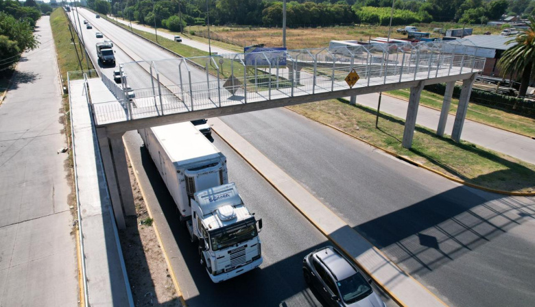 Un nuevo cruce que ordena Monteverde
