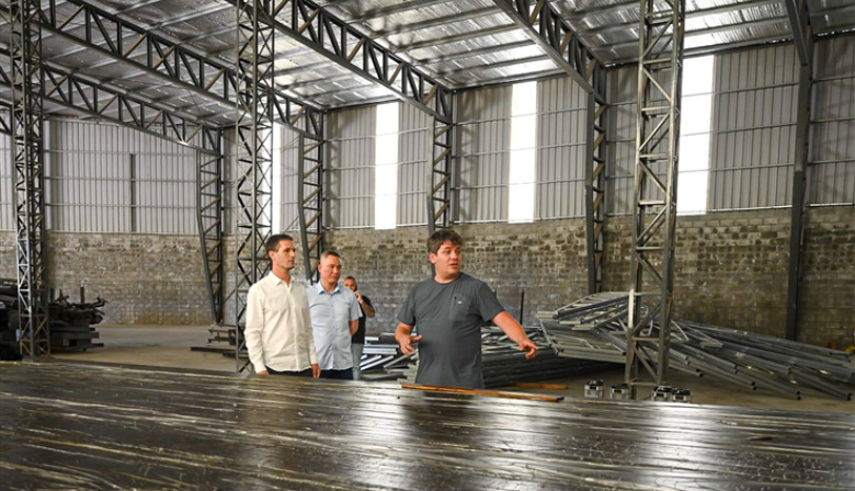 Electromovilidad: San Vicente recibe los primeros contenedores