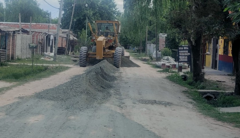 Calles en obra: el Municipio acelera trabajos en los barrios
