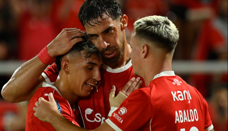 Un golazo, cabezazo y puntaje