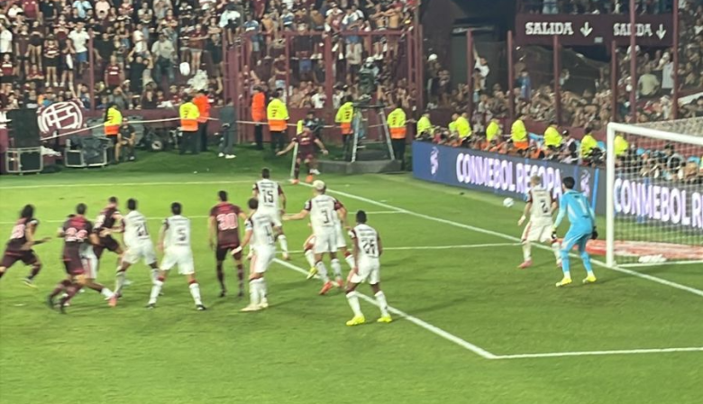 Lanús no se achica y va por la historia