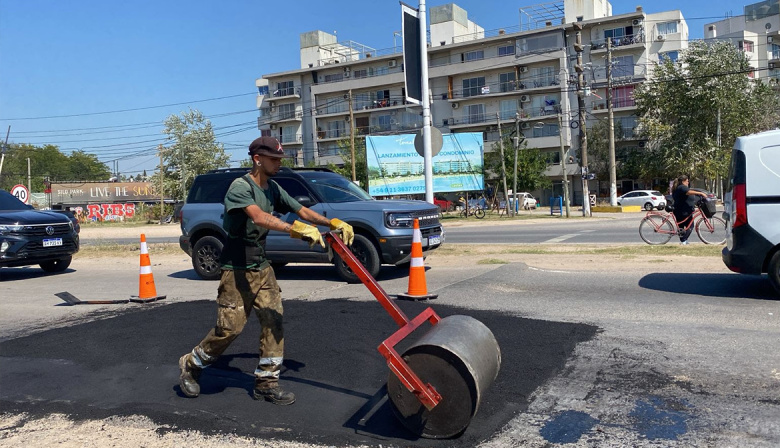 Bacheo en Ruta 58: el foco puesto en Canning