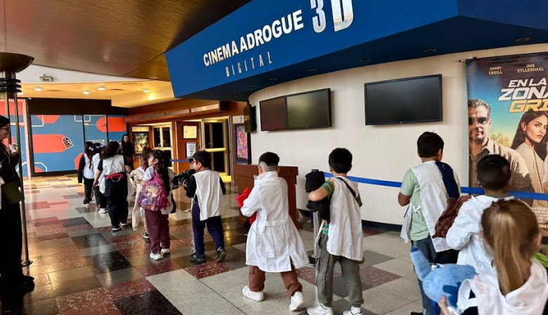 Más de 200 chicos vivieron su primera vez en el cine