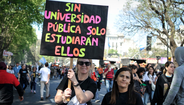 Después de cuatro marchas, llegó la paritaria