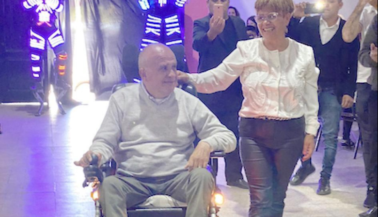Murió Gerardo Varaldo, una voz que dejó huella
