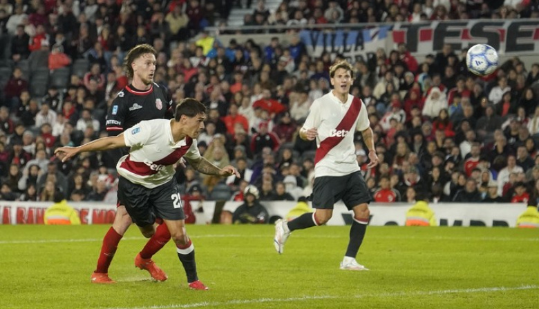 River volvió a caer y encendió todas las alarmas