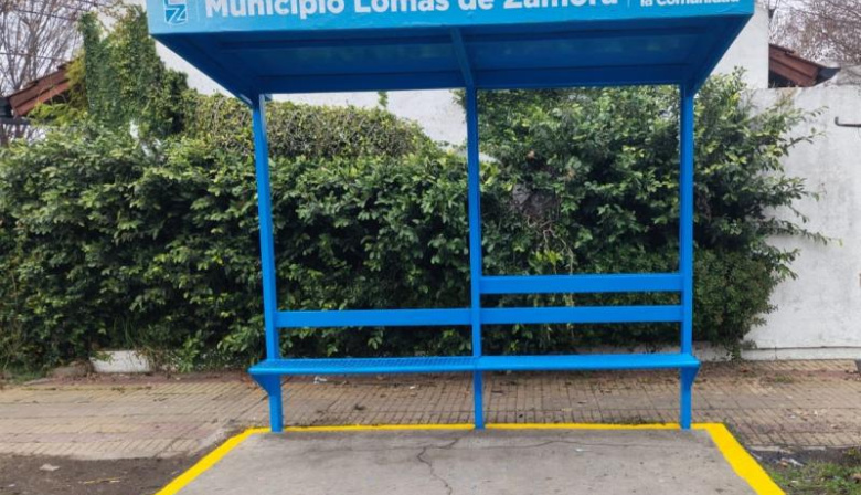 Lomas renueva sus refugios y mejora el espacio urbano