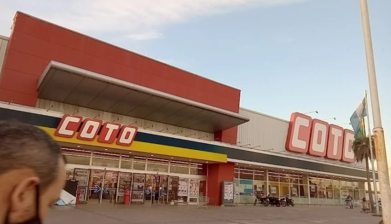 Coto amplía sus instalaciones en Ezeiza