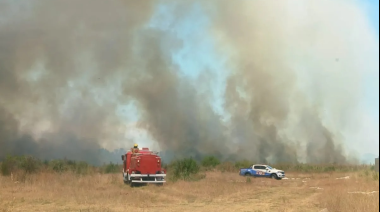 El fuego no da tregua: pastizales arden en Ezeiza y Esteban Echeverría