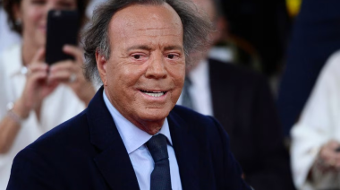 Silencio y poder: las acusaciones que rodean a Julio Iglesias