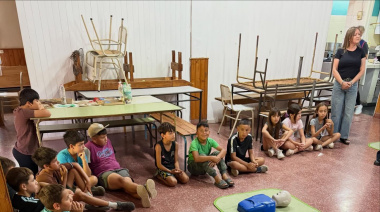 Bomberos en las aulas: aprender a salvar vidas desde chicos