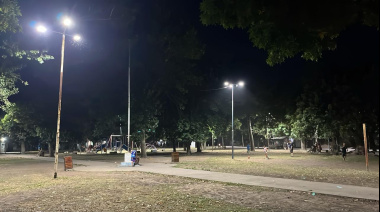 Más luz para el barrio: avanza el recambio LED