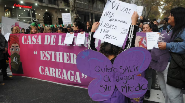 Once años después, una multitud volvió a decir basta