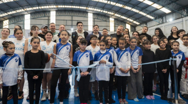 Atlético Ezeiza renovó su Polideportivo y abrió una nueva etapa
