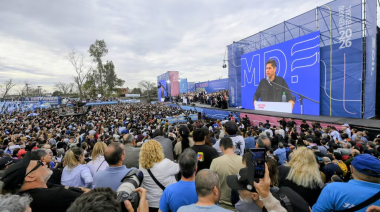 Kicillof acelera y apunta a 2027