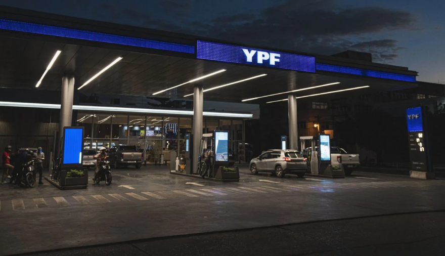 Preska ordenó entregar el 51% de YPF y estalló el mercado