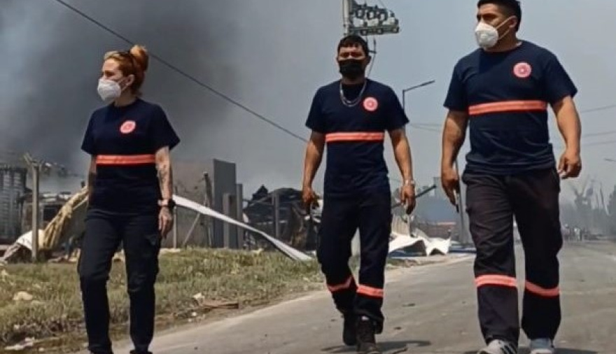 Granados reconoció el trabajo tras el incendio en Spegazzini