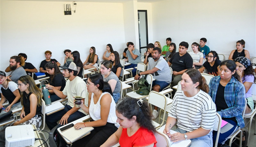 El agro suma futuro en San Vicente