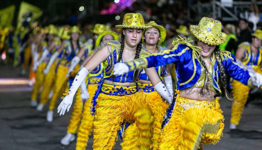 Murgas, comparsas y barrios en fiesta: arranca el carnaval en Brown
