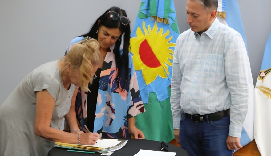 La escritura que frenó un remate y cambió el futuro de 42 familias