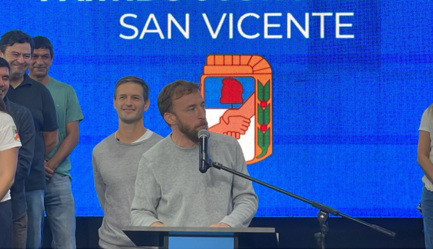 “Tenemos que construir una alternativa en 2027”