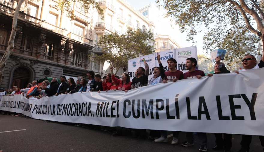 “Milei cumplí la ley”