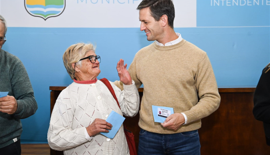 Entregaron 57 pases gratuitos para personas con discapacidad