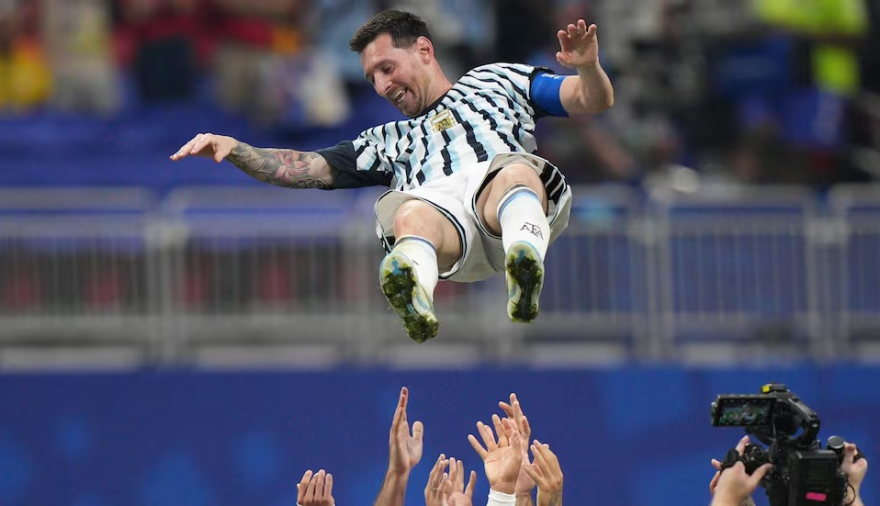 Triunfo faraónico de Argentina a cuartos