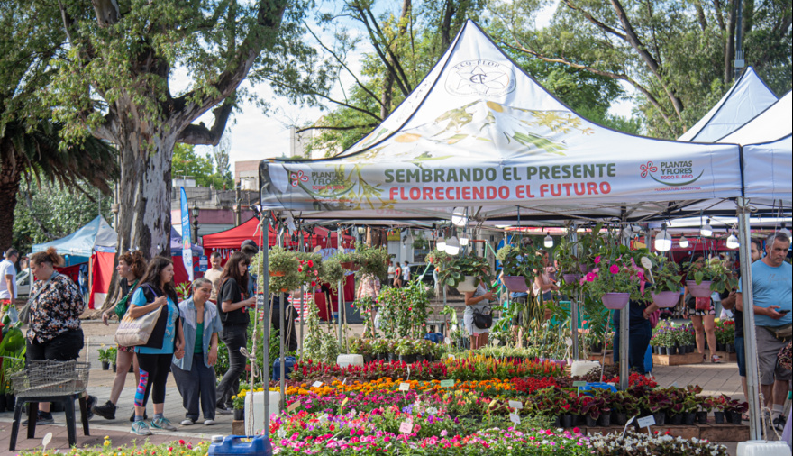 Expo Vivero: flores, sabores y ofertas en Adrogué