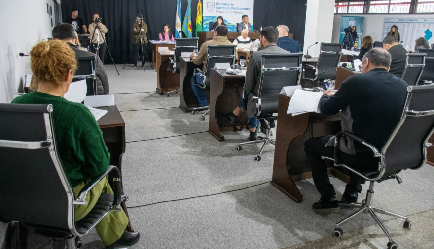El HCD aprobó proyectos clave en Varela