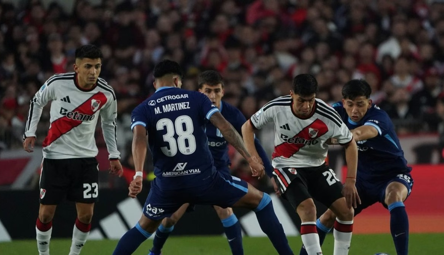 River ganó y llega con todo al Superclásico