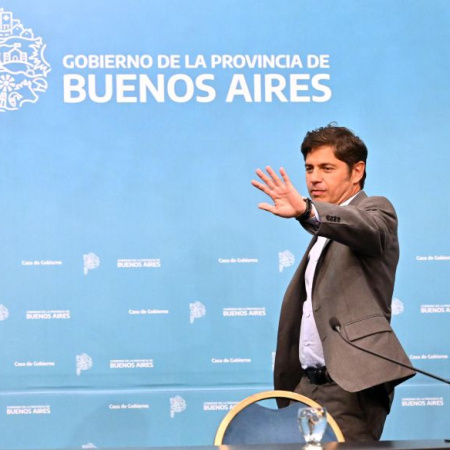 Kicillof marca la cancha y adelanta las elecciones