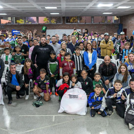 Sueños con pelota: apoyo total al fútbol infantil en Almirante Brown