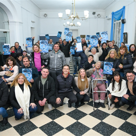 Esperaron más de 20 años y ahora están más cerca de tener la escritura de su casa