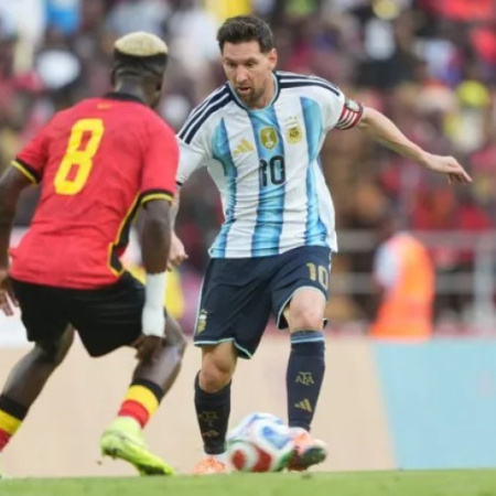 Argentina ganó y despidió el año