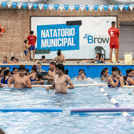 Almirante Brown cerró el verano con 3.000 chicos en las escuelas