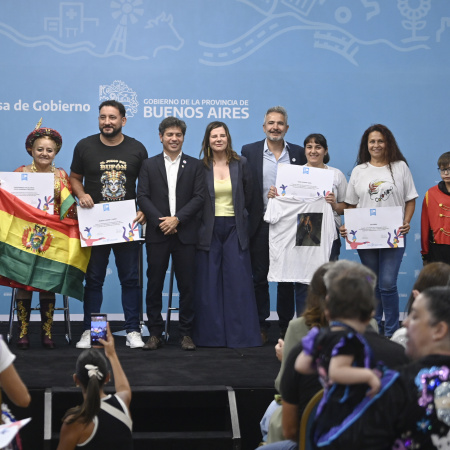 La fiesta que resiste y organiza