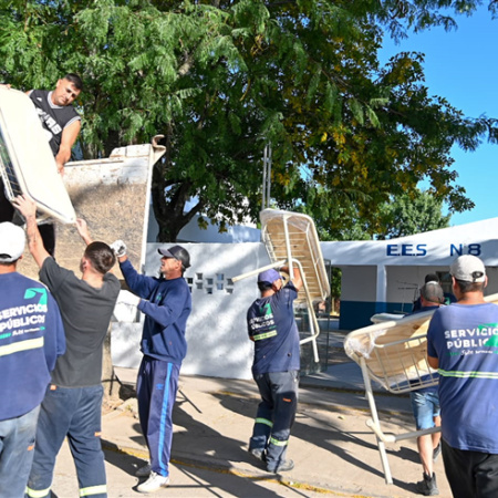 Mobiliario nuevo y más espacios para el deporte