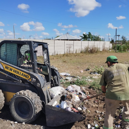 Operativos contra microbasurales en distintos barrios