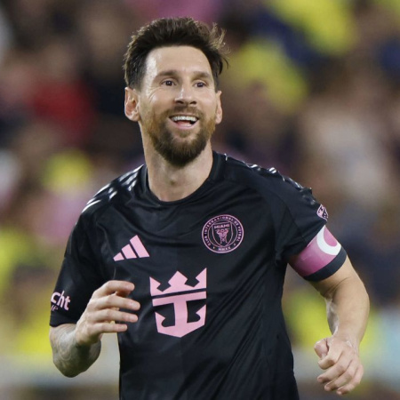 Messi llegó a los 900 goles