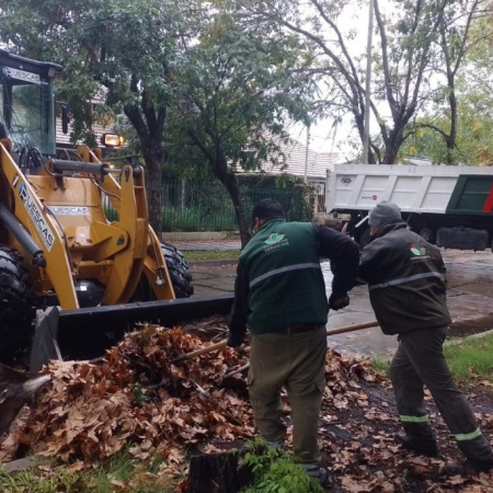 Limpieza a contrarreloj para evitar anegamientos