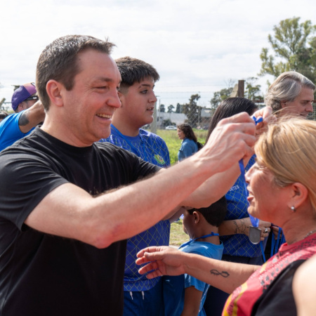 Una carrera que rompe barreras en Varela