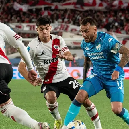 Golpe en el Monumental