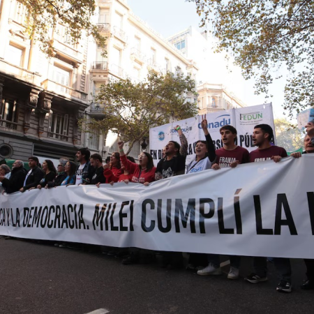“Milei cumplí la ley”